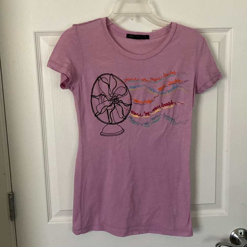 Marc by Marc Jacobs Fan and Logo Graphic T-Shirt One Size Lavender Used
